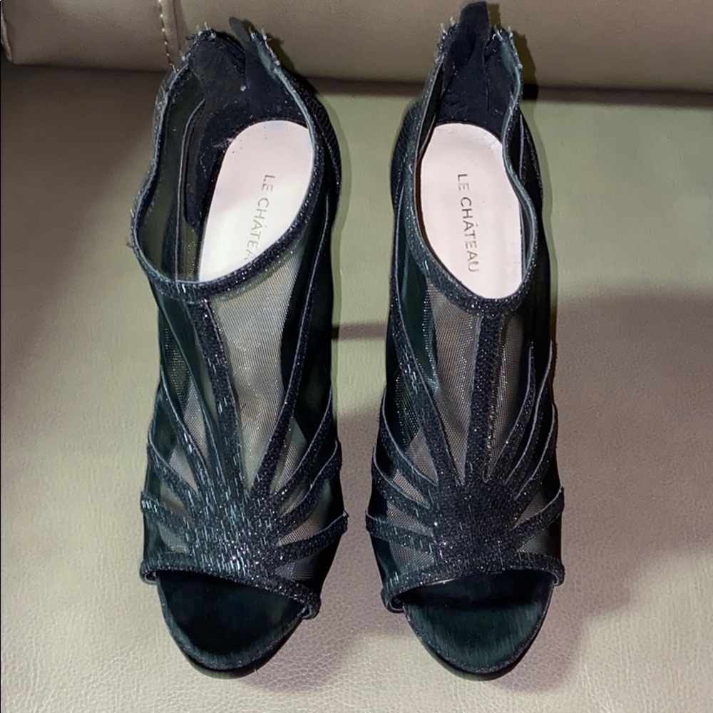 High Heels, Le Chateau